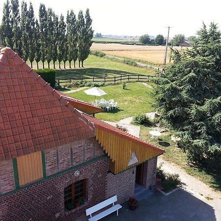 Gite De La Ferme Des Crins Blancs Villa Hazebrouck Habitación foto