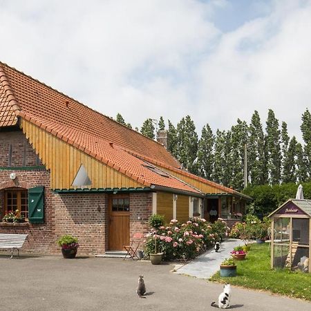 Gite De La Ferme Des Crins Blancs Villa Hazebrouck Exterior foto